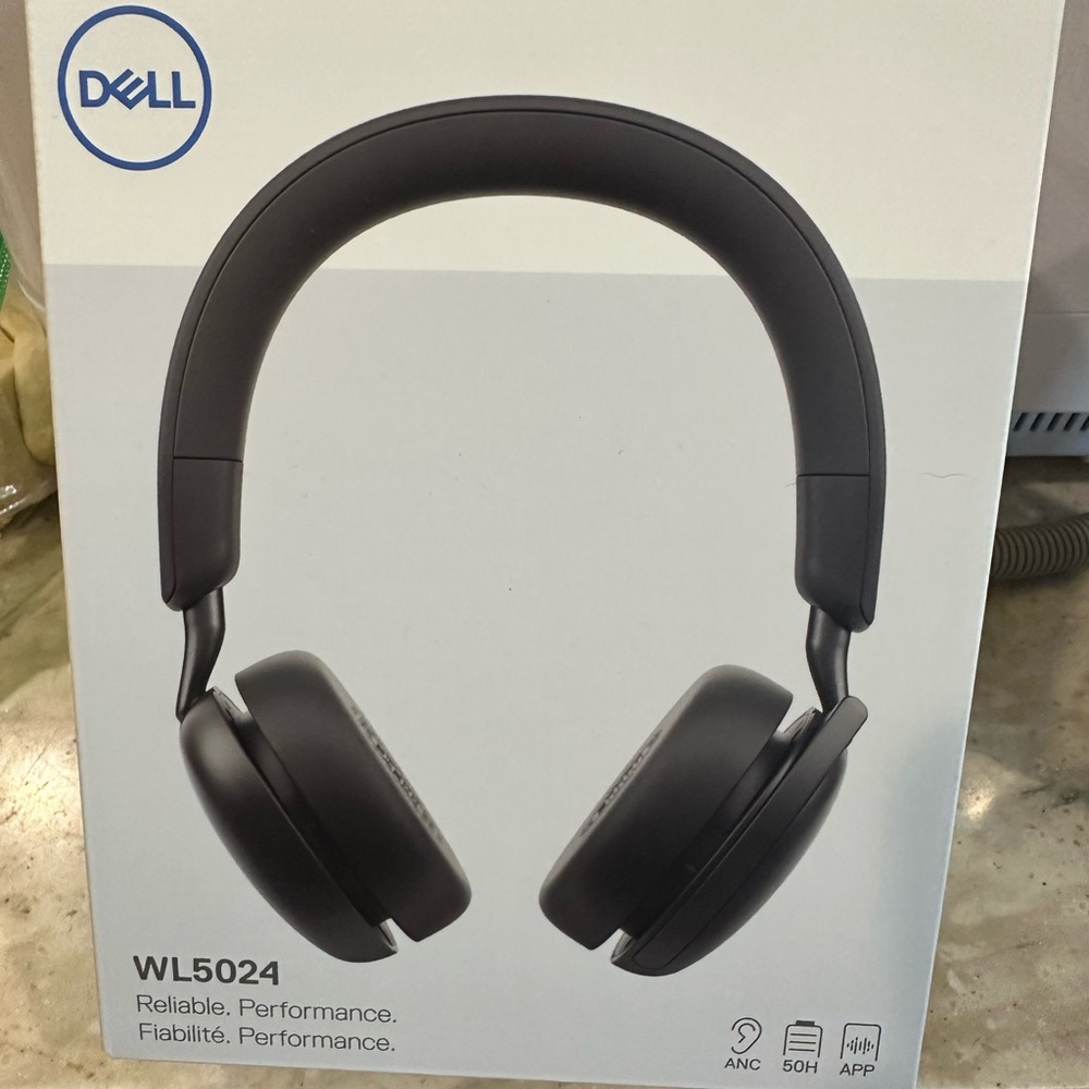 Dell Pro Plus Wireless ANC Headset - Black